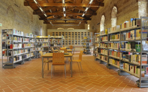 Alla biblioteca di Massa Marittima la mostra “Libri d’artista”