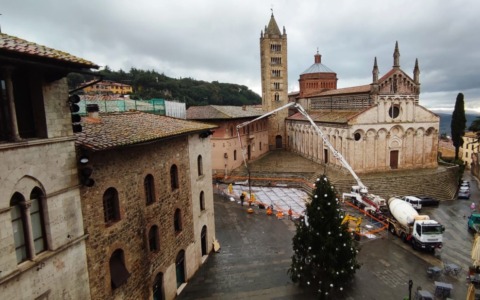 Proseguono i lavori di riqualificazione in piazza Garibaldi