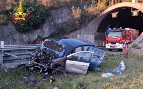 Follonica, drammatico incidente sull’Aurelia: auto esce di strada