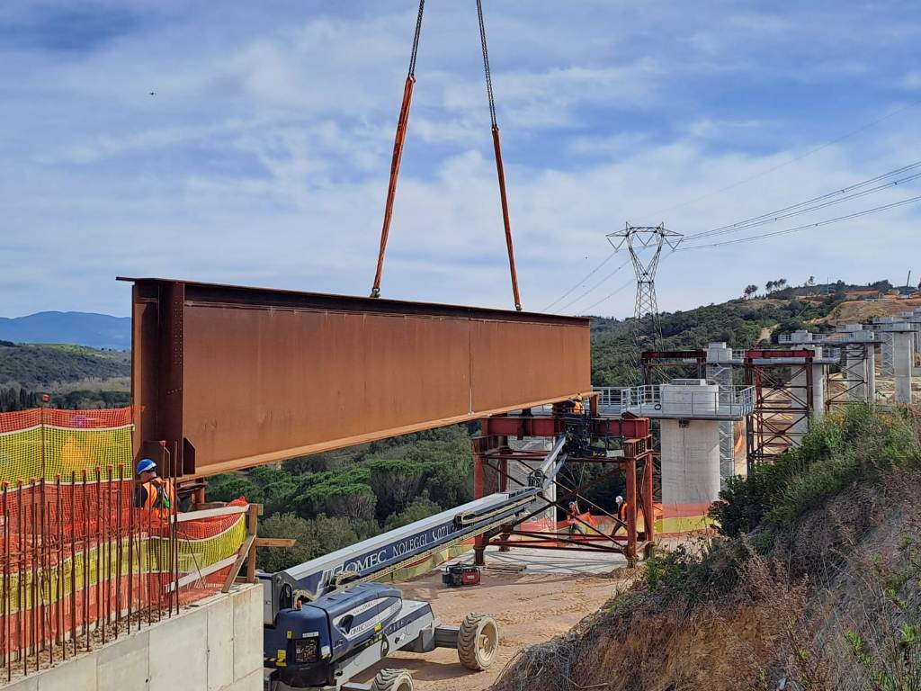 Incidente sul viadotto di Paganico: a meno di 24 ore dall’inaugurazione si registrano feriti