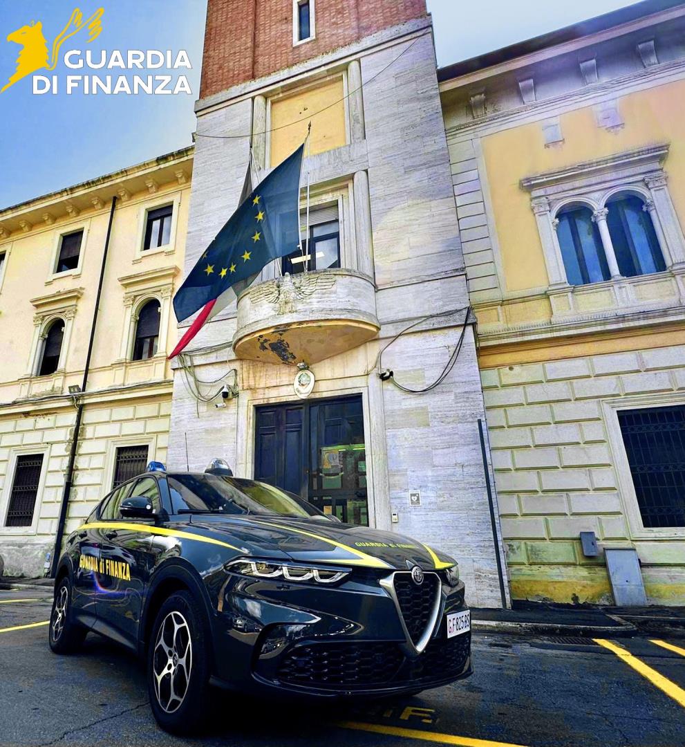 Professionista senza regolare autorizzazione evade 600mila euro di tasse