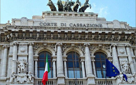 Claudio Apicella, vittima del dovere: la Cassazione emette un verdetto storico