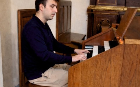 Uno studente di Scarlino dedica un inno ai sanitari dopo 15 accessi al pronto soccorso