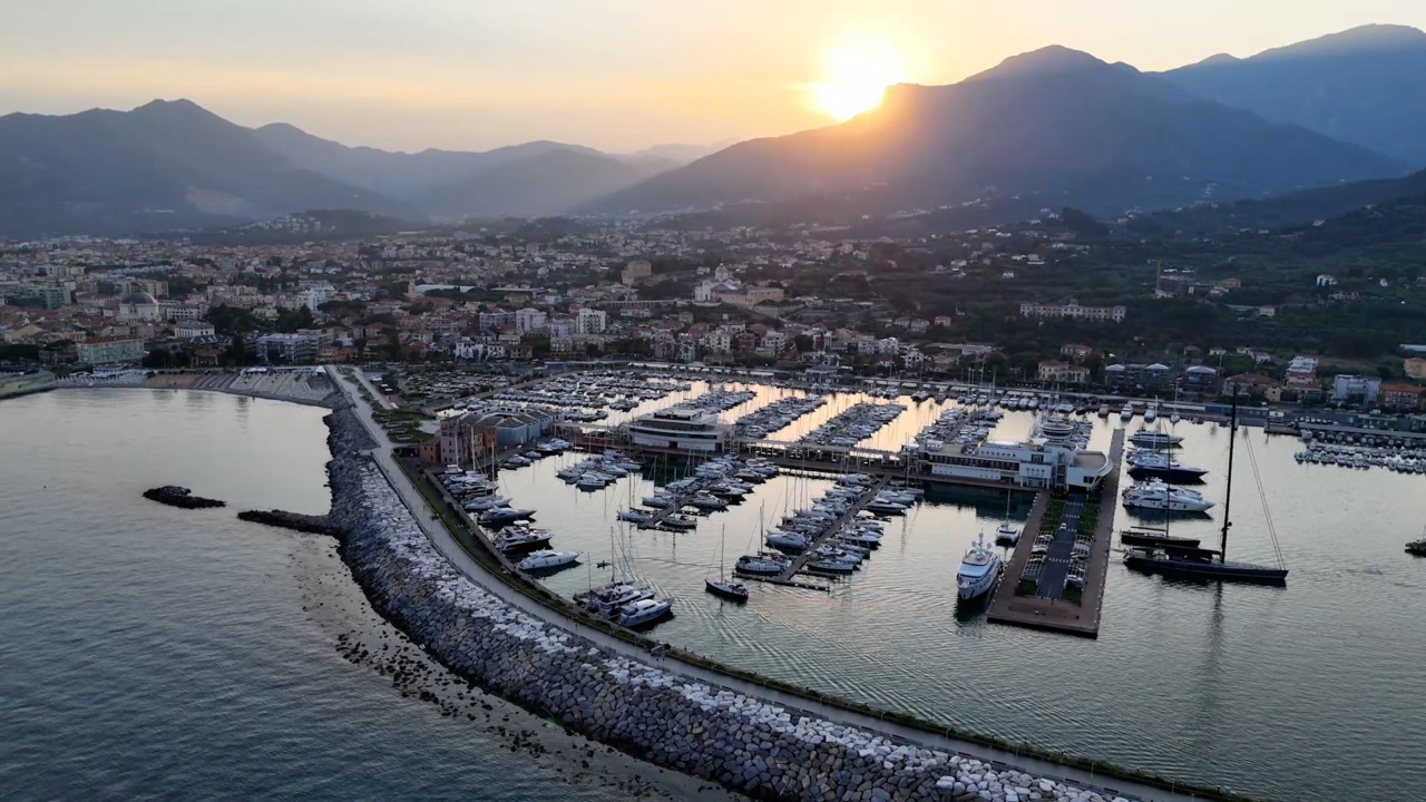 “Dentro e Fuori dal Comune” torna a Loano e Rapallo, questa sera su il61 e Telecity